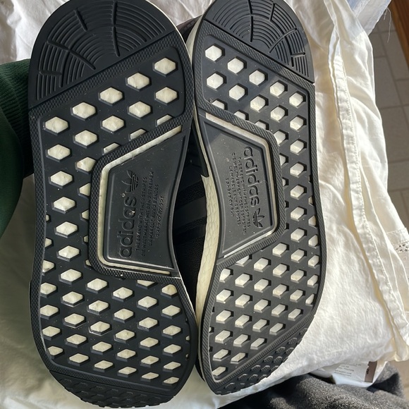 Adidas nmd r1 - Picture 5 of 6
